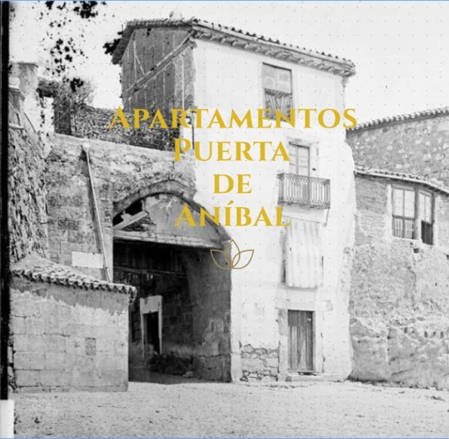Encrucijada De Culturas Apartment Salamanca Room photo